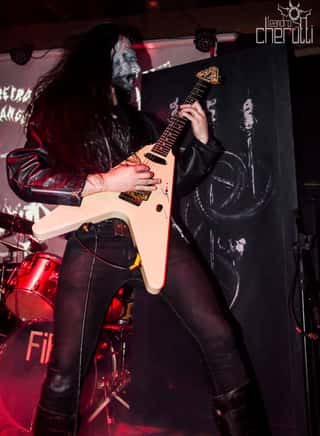 Creptum live photo 151