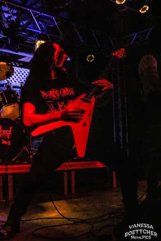 Creptum live photo 210